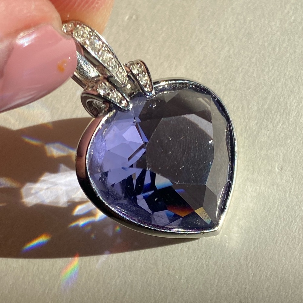 SWAROVSKI heart pendant
